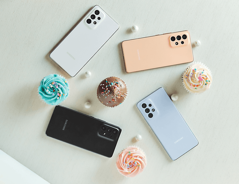 Galaxy A53, aralarında tatlılar bulunan dört renkte.