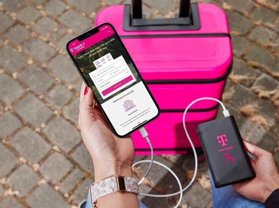 Bavulun içinde çıkarılabilir bir güç bankası var - T-Mobile'ın 325 dolarlık valizi gerçektir ve bağlantıda kalmayı seven gezginler için tasarlanmıştır