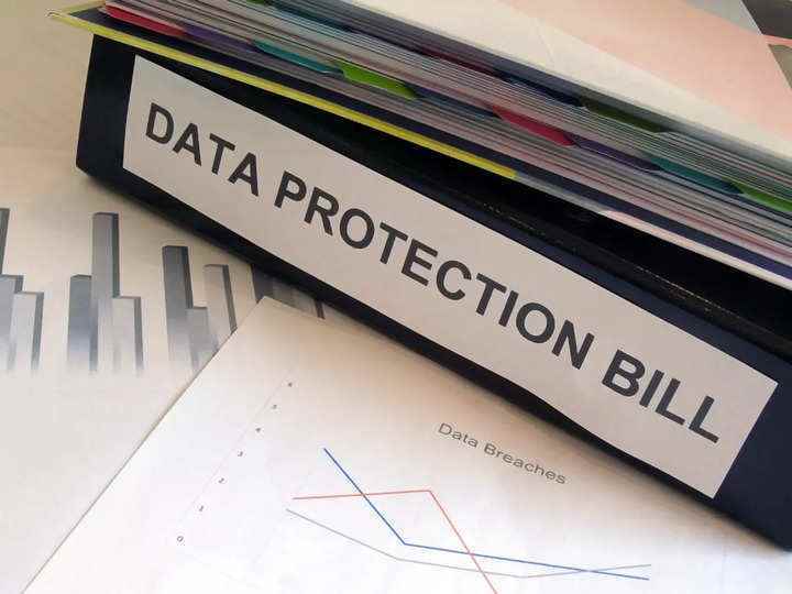 Veri koruma yasası, müşteri verilerinin kötüye kullanılmasına son verecek, ihlal edenleri cezalandıracak: MoS IT
