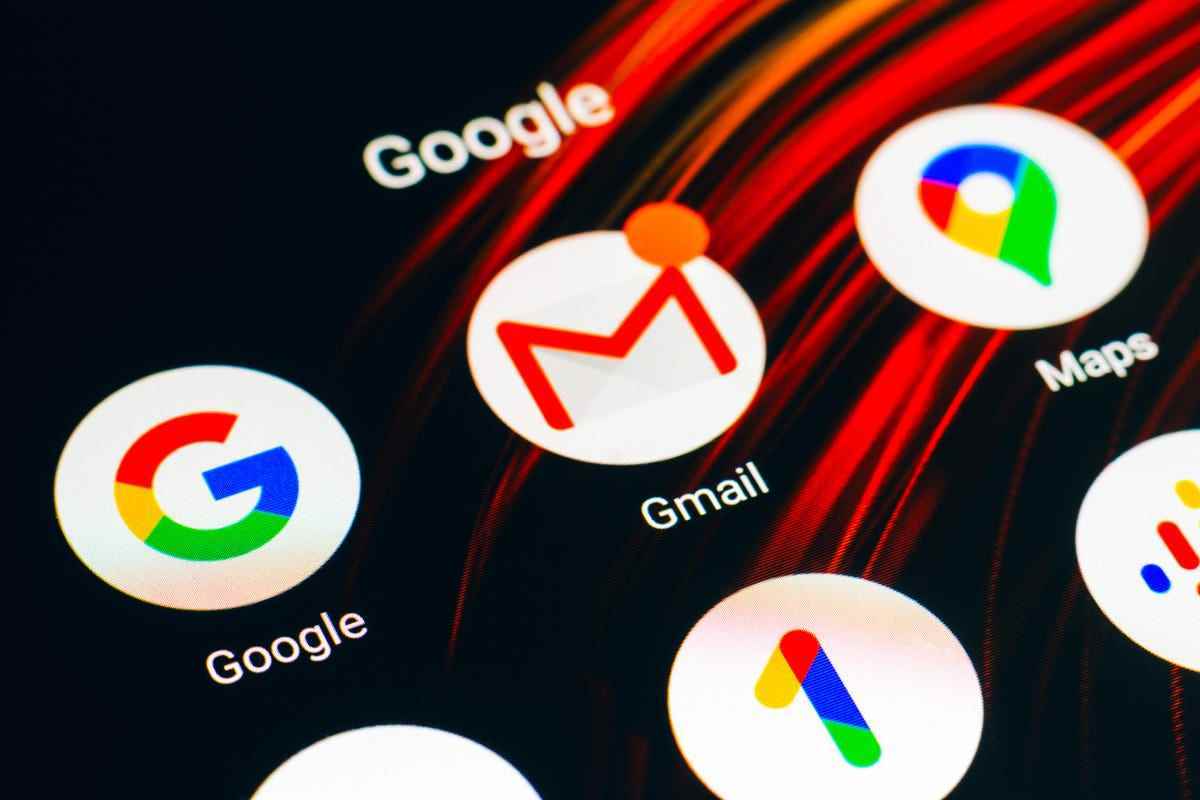 Ekrandaki Gmail ve Google uygulama simgeleri