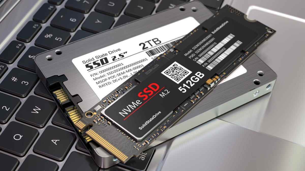 M.2 SSD ile birlikte 2,5 inç SSD