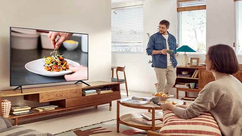 Mutfakta Samsung AU 7199 Smart TV