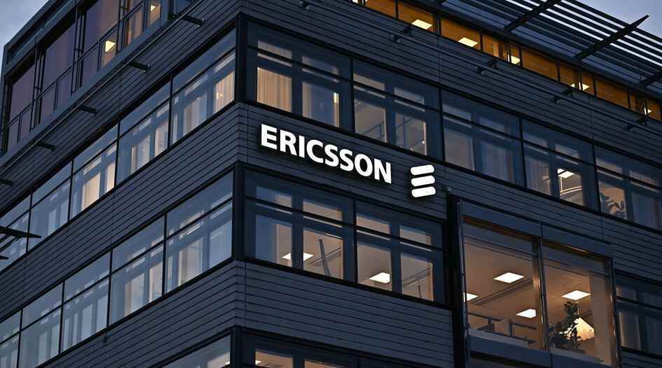 Apple ve Ericsson, 5G patentleri üzerinde anlaşmaya varıyor - Apple ve Ericsson, yeni bir lisans anlaşması imzalarken öpüşüp barışıyor