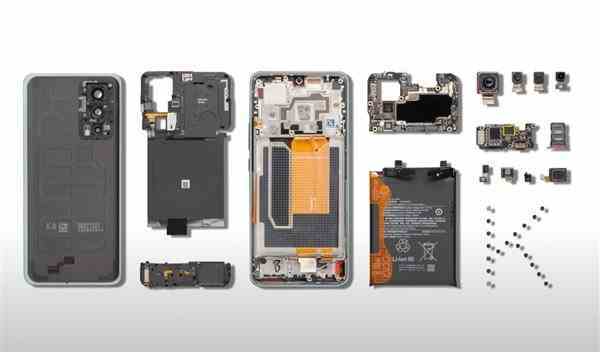 İçerideki Redmi K60 ve Redmi K60 Pro, pratik olarak aynı akıllı telefon.  İlk demontajın sonuçları