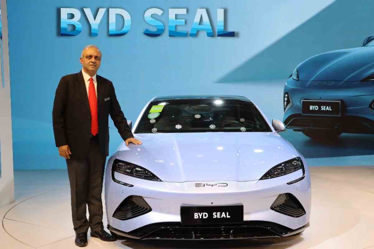 BYD Seal'in arabası Hindistan'da satıldı.
