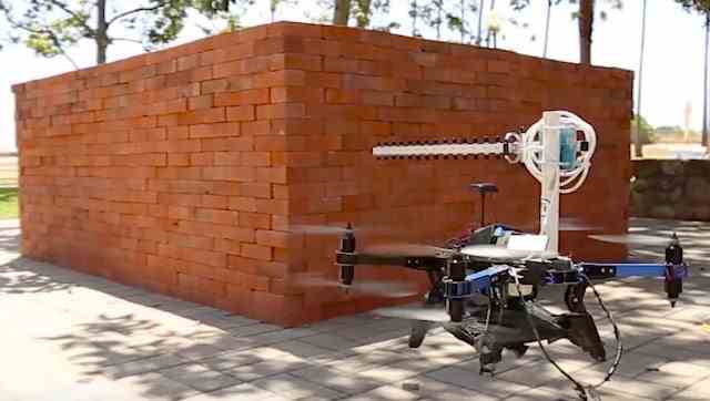 Bond aşkına_ Kanadalı Mühendisler WiFi kullanarak 'duvarların arkasını görebilen' bir drone yaptılar (1)