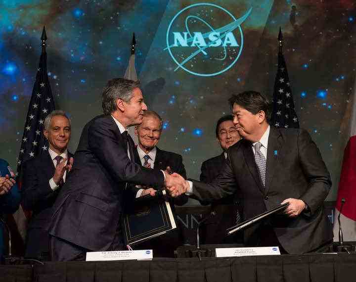 ABD ve Japonya, derin uzayı keşfetmek için NASA Genel Merkezinde anlaşma imzaladı
