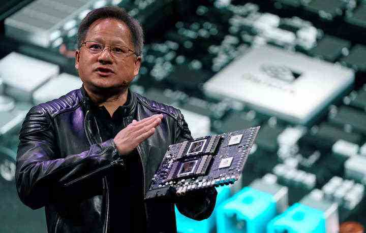 Nvidia CEO'su, AI'nın düzenlemeye ve sosyal normlara ihtiyacı olacağını söyledi