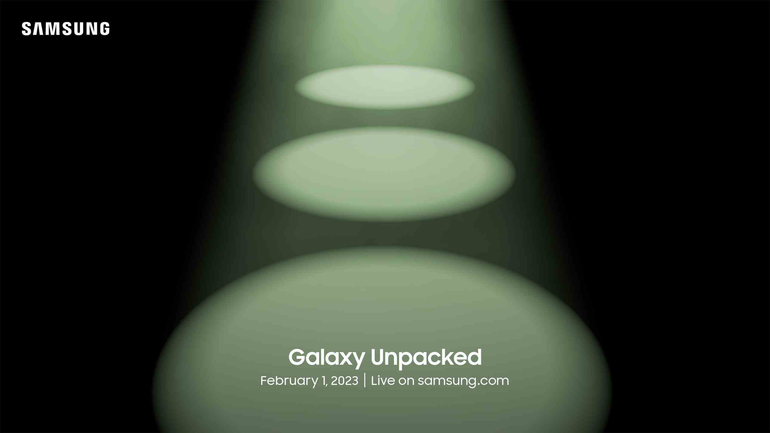 Koyu bir arka plan üzerinde yanan üç daireyi gösteren Samsung Galaxy Ambalajsız davetiyesi