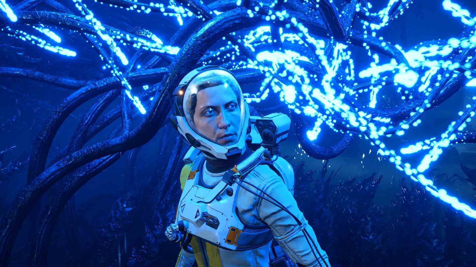 En İyi Dönüş ayarları: Oyunun kahramanı Selene, bazı uzaylı faunasının mavi ışığında yıkanıyor