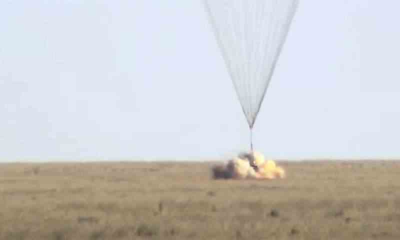 Soğutucu sızdıran mürettebatsız Rus uzay aracı güvenli bir şekilde iniş yapıyor