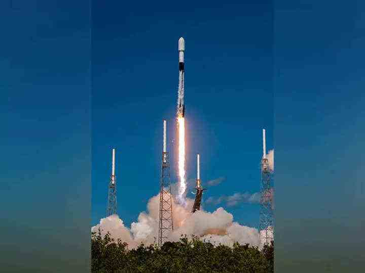 ISRO'nun LVM3 roketi, 26 Mart'ta OneWeb'in 36 uydusunu fırlatacak