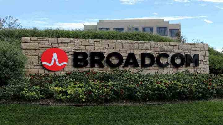 İngiltere, Broadcom'un 61 milyar dolarlık VMware anlaşmasının sunucu rekabetine zarar verebileceğini söyledi