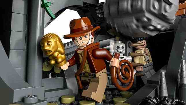 Indiana Jones'  Idol, Ark ve Holy Grail Avı 3 Yeni Lego Setinde Devam Ediyor