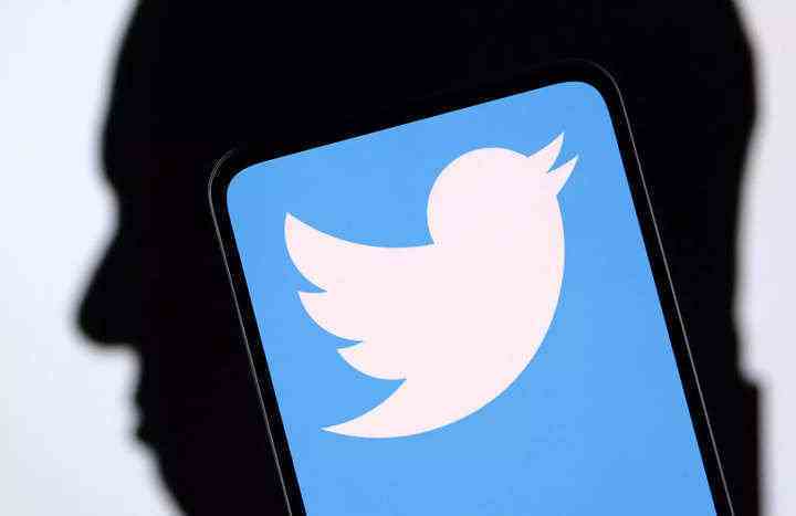 Twitter'ın önde gelen AB düzenleyicisi, mavi onayın kullanıma sunulmasından endişe duyuyor