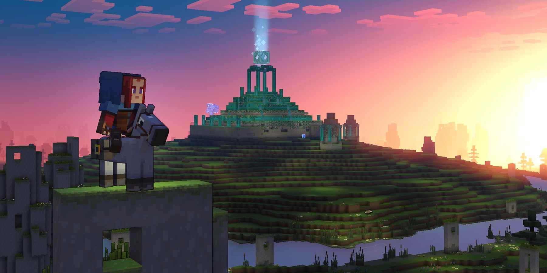 Bir tepede Beacon'a bakan Minecraft Legends Oyuncusu