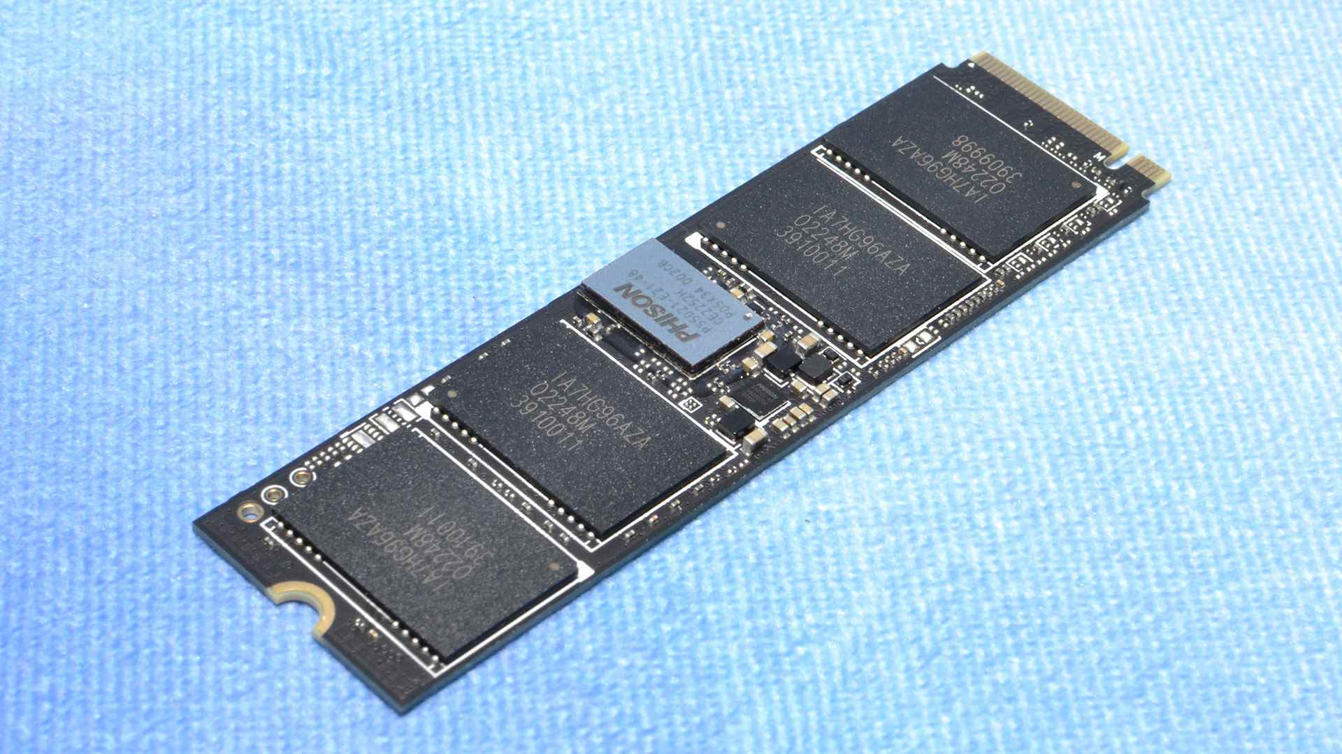 Corsair MP600 Çekirdek XT SSD