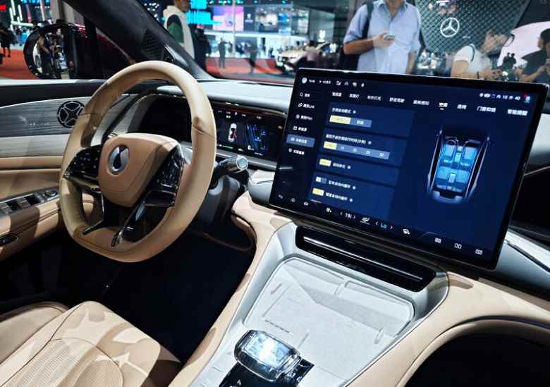 BYD ve Mercedes-Benz'in yeni ve sıcak bir ürününün popülaritesi artıyor.  Denza N7 için şimdiden 10.500'den fazla sipariş verildi