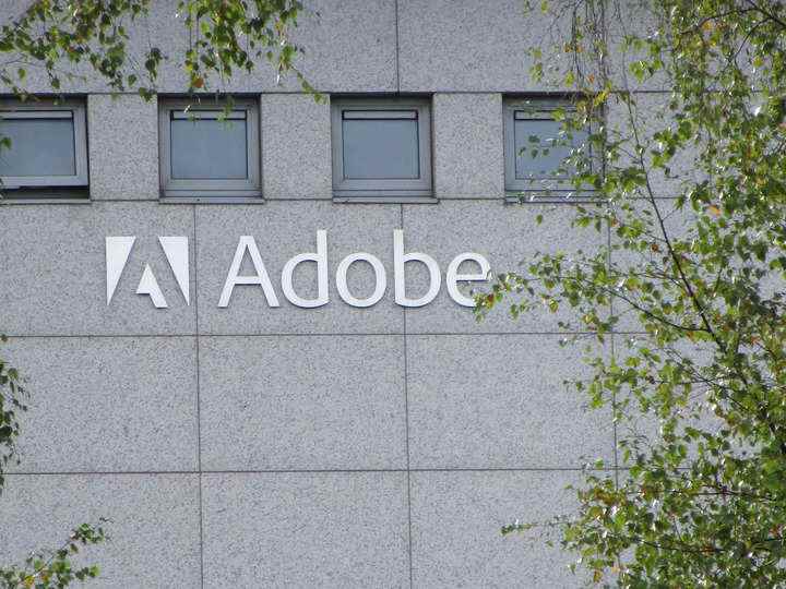 ABD, Photoshop üreticisi Adobe'nin rüşvet iddialarını çözmek için 3 milyon dolar ödeyeceğini söyledi