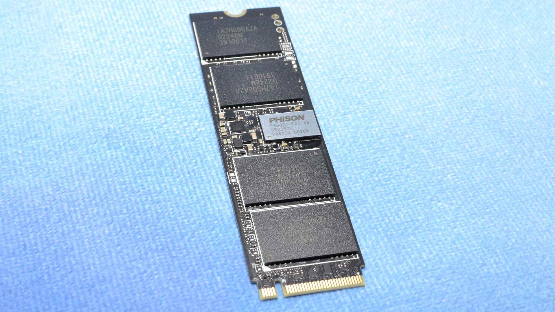 Corsair MP600 Çekirdek XT SSD