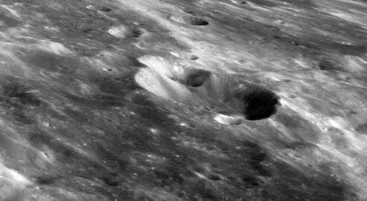 Güney Koreli ay yörünge aracı Danuri, ayın uzak tarafının ilk fotoğraflarını geri gönderdi