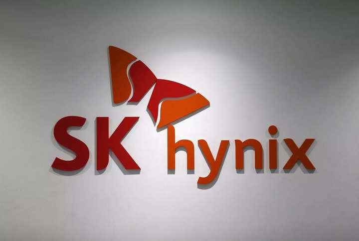 SK Hynix, çipteki düşüş derinleşirken dönüştürülebilir tahvilde 1,7 milyar dolar artırdı