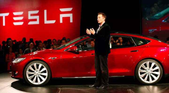 Tesla, üretimi artırmak için yarışırken 2023 harcama tahminini yükseltti