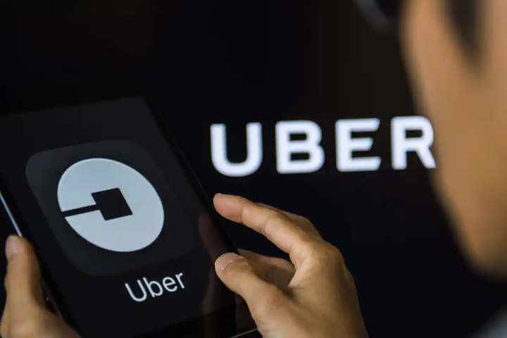 Uber, BAE'nin Careem süper aplikasyonundaki 400 milyon dolarlık hissesini sattı