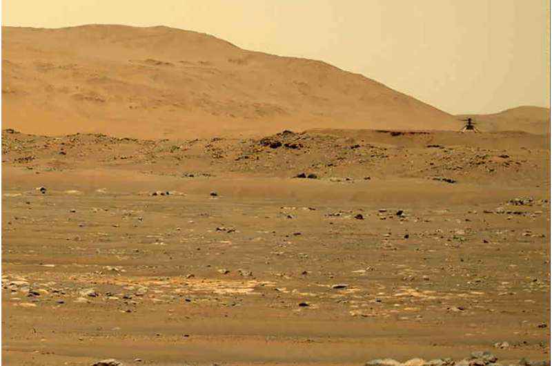 Çin'in Mars gezgini, kum tepelerinde yeni su izleri buldu