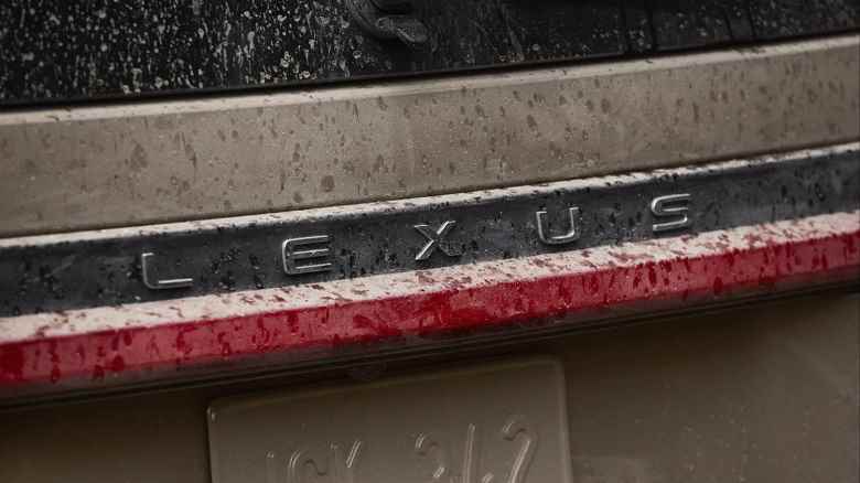 Toyota Land Cruiser Prado gibi, sadece daha yeni ve daha premium: Yeni Lexus GX'in ilk görüntüleri