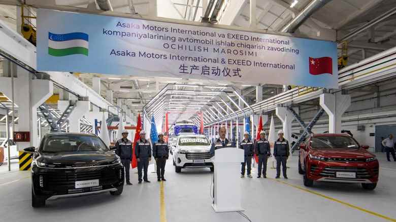 Özbekistan'da Exeed crossover üretimi için bir fabrika açıldı.  Yılda 20 bin otomobil üretmeyi planlıyorlar ama Rusya'ya teslim edilmeyecekler