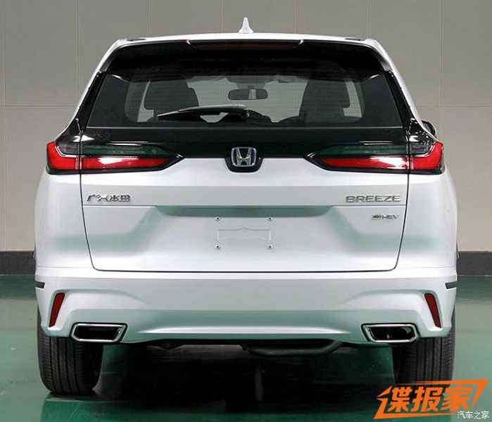 CR-V'den daha geniş ve 100 km'de yalnızca 1,75 litre yakıt tüketimiyle.  Yeni crossover Honda Breeze Çin'de piyasaya sürülmeye hazır