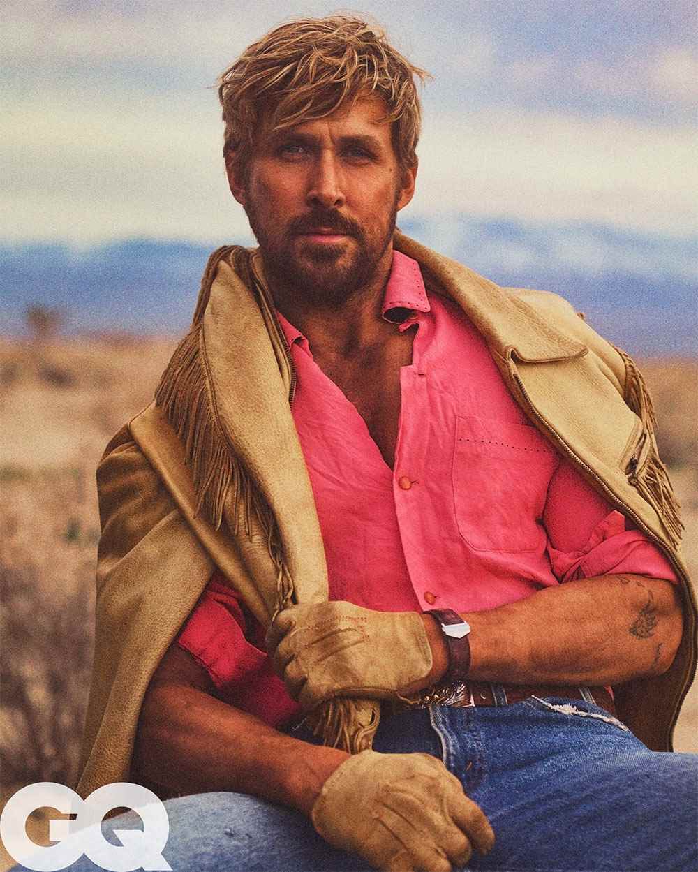 Ryan Gosling, GQ'nun küresel yaz sayısının kapağında yer alıyor.