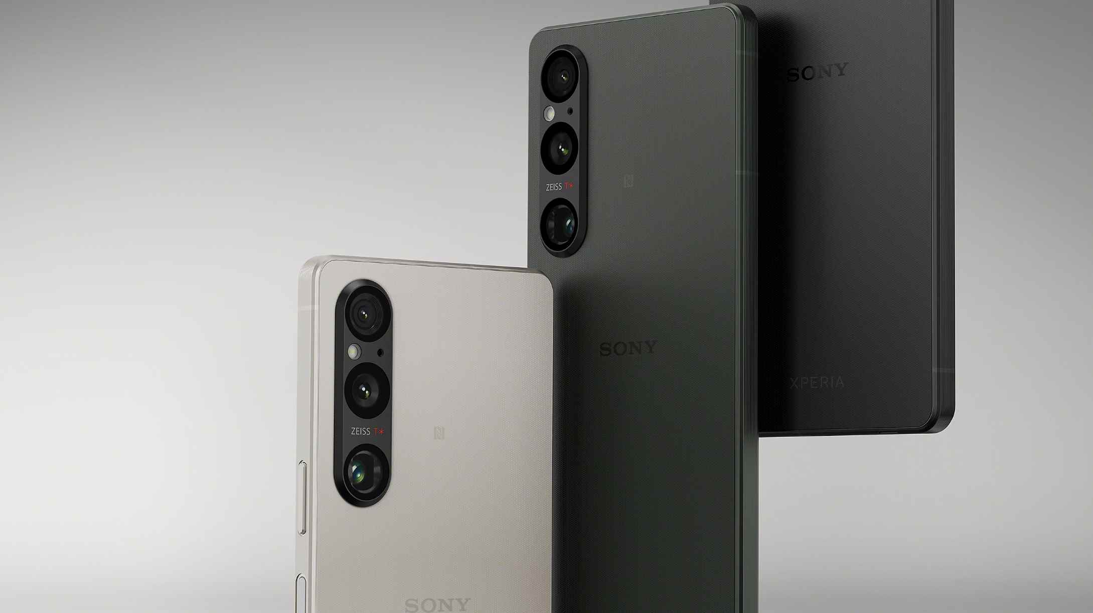 Arkadan Sony Xperia 1 V
