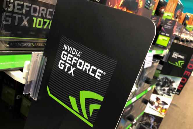 Nvidia, 14 Ağustos 2018'de San Marcos'ta (California, Amerika Birleşik Devletleri) bir mağazada duruyor.