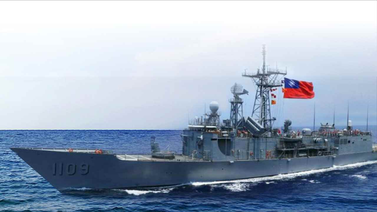 Tayvan gemisi savunmaya hazır