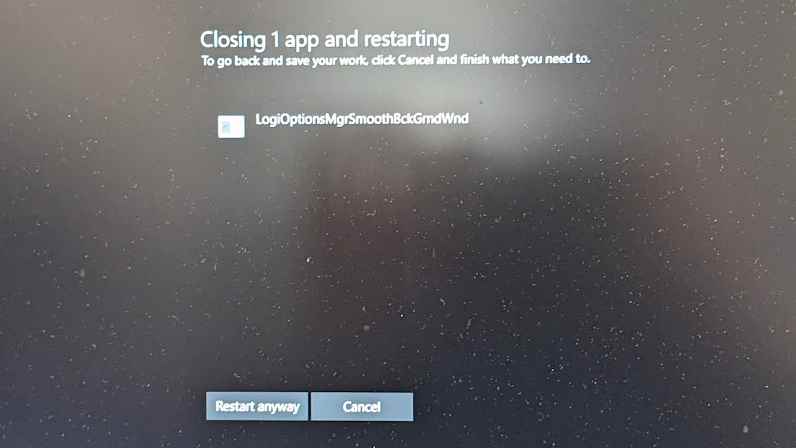 Windows girişinizin yeniden başlatılmasını bekliyor