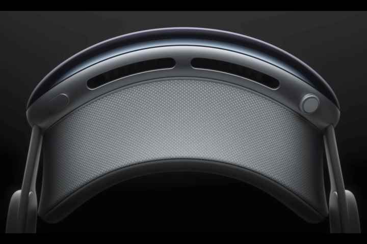 Apple Vision Pro kulaklıktaki kontroller.