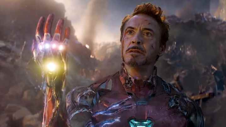 Tony, Avengers: Endgame'de parmaklarını şıklatmak üzere.