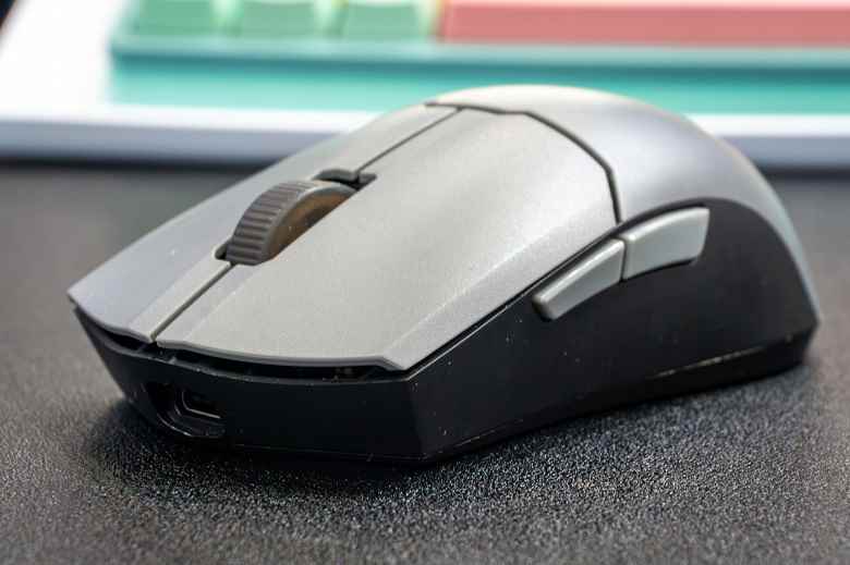 Cooler Master - Oyuncular için: MM712 Pro fare ve MK770 Hybrid klavye.  Fare hafif, klavye güzel (iki renkte)