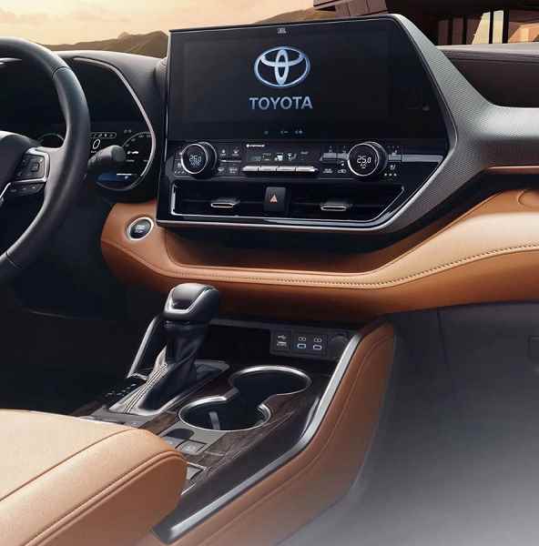 Toyota Highlander Plus tanıtıldı: 249 hp  ve geliştirilmiş ekipman