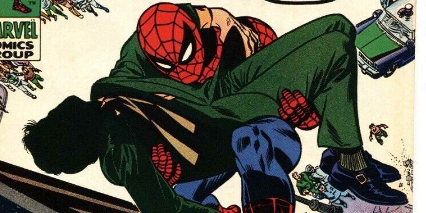 İnanılmaz Örümcek Adam # 90'da Kaptan Stacy'yi tutan Örümcek Adam
