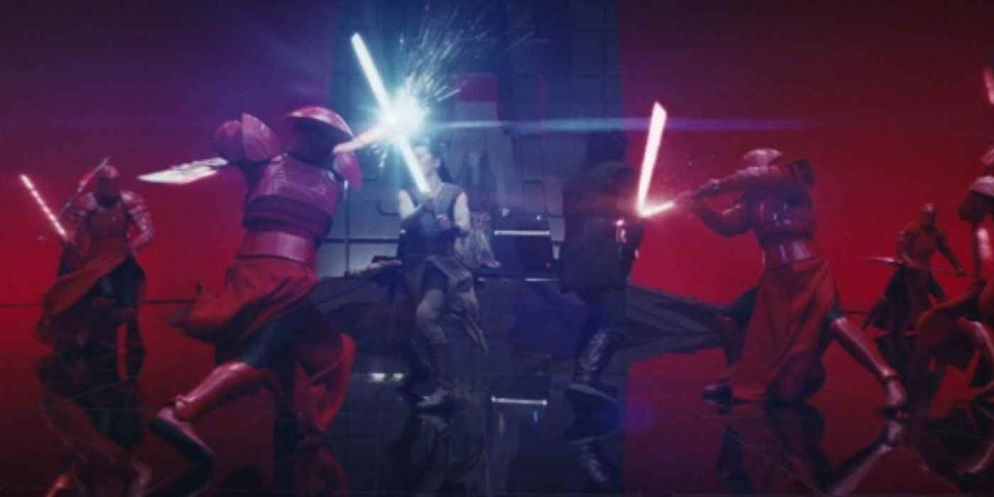 Son Jedi'da Rey ve Kylo Ren, Praetorian Muhafızlarına karşı.