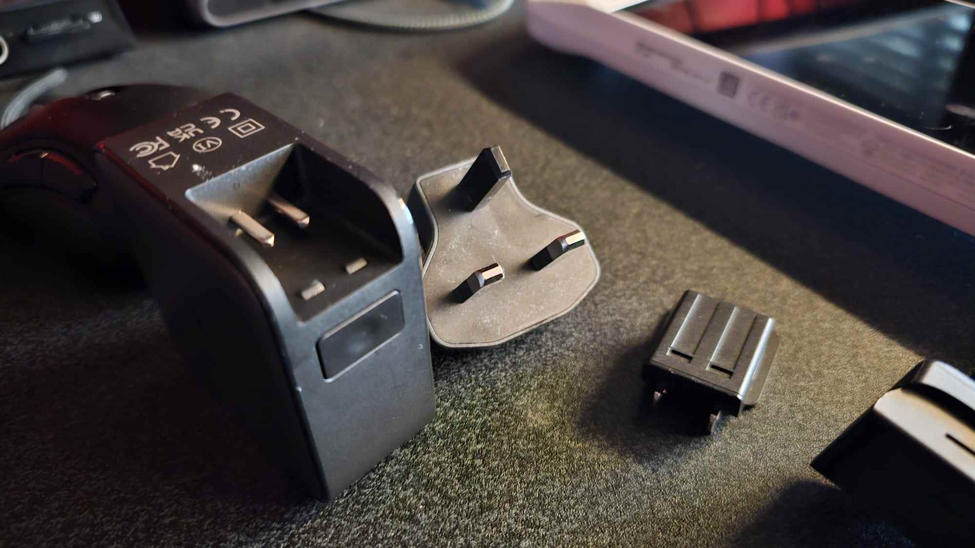 Ugreen Nexode 65W USB Şarj Cihazının fotoğrafı