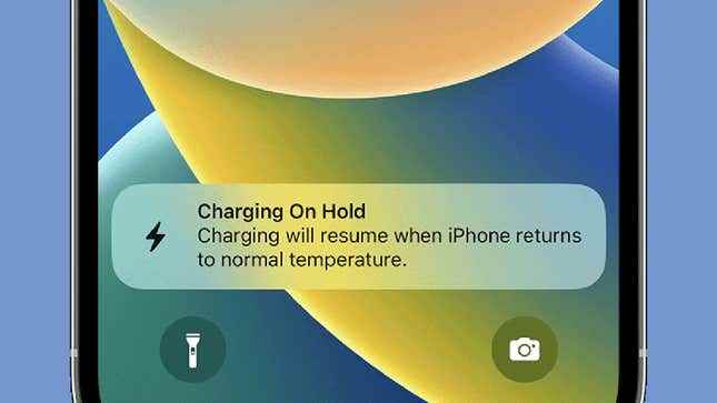 iPhone'unuz çok ısınırsa şarj etmeyi reddedebilir.