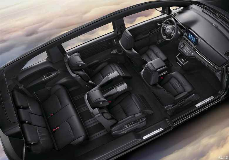 5 metrelik 7 koltuklu Honda minivan, 100 km'de 6 litre yakıt tüketiyor.  2024 Honda Elysion tanıtıldı