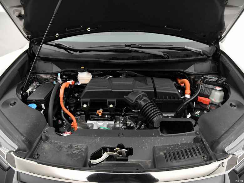 5 metrelik 7 koltuklu Honda minivan, 100 km'de 6 litre yakıt tüketiyor.  2024 Honda Elysion tanıtıldı