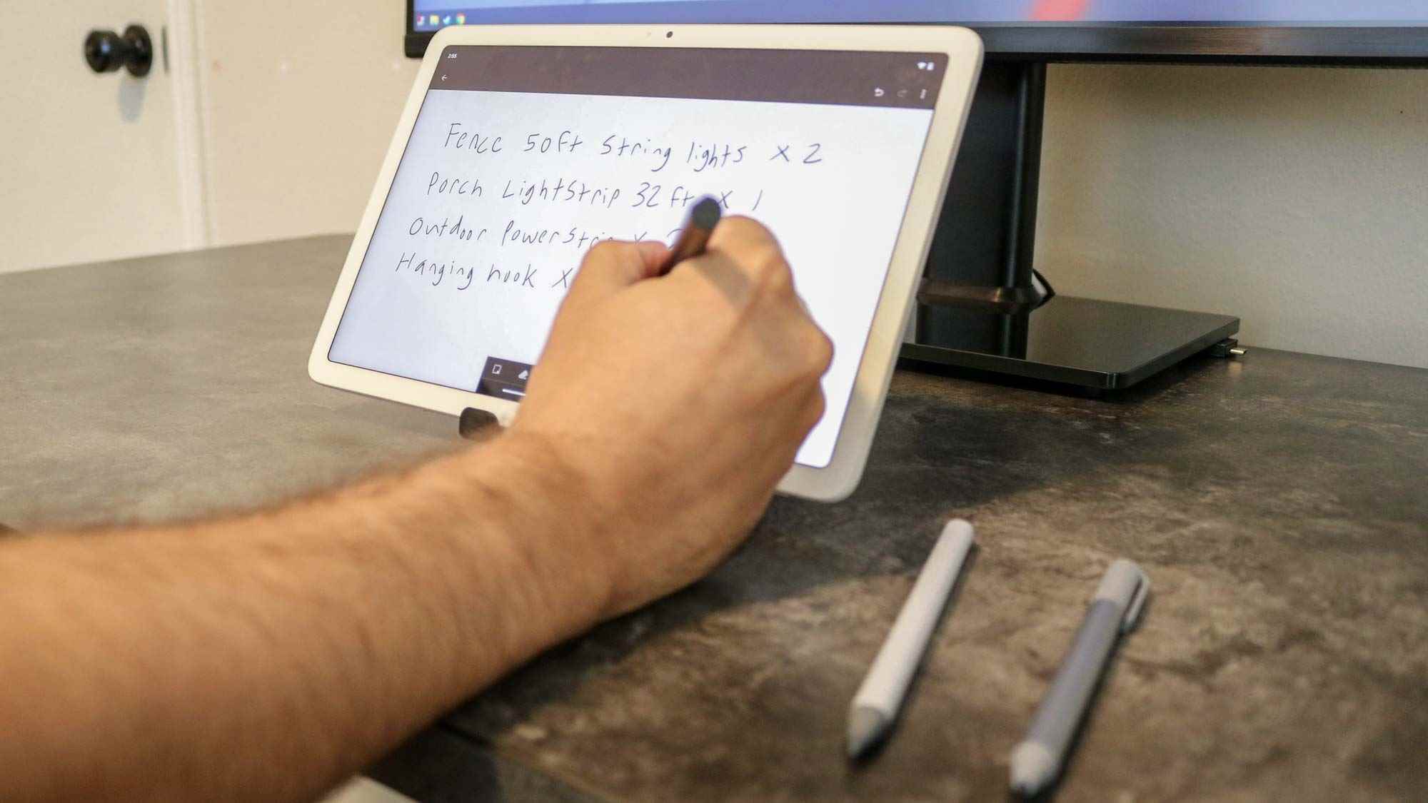 Pixel Tablet ile üç farklı USI 2.0 kalemi kullanma