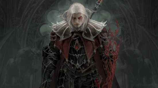 Beyaz saçlı ve parlak kırmızı gözlü solgun bir adam, sırtında bir sırıkla kırmızı ve gümüş çivili zırh giymiş gölgelerde duruyor.