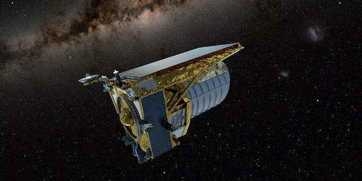 Öklid uzay teleskobu karanlık evreni araştırmak için fırlatıldı